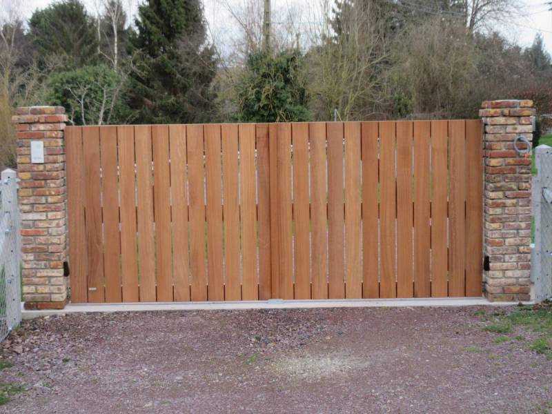Vente portail bois pour particuliers proche Saint-Étienne-du-Rouvray 76
