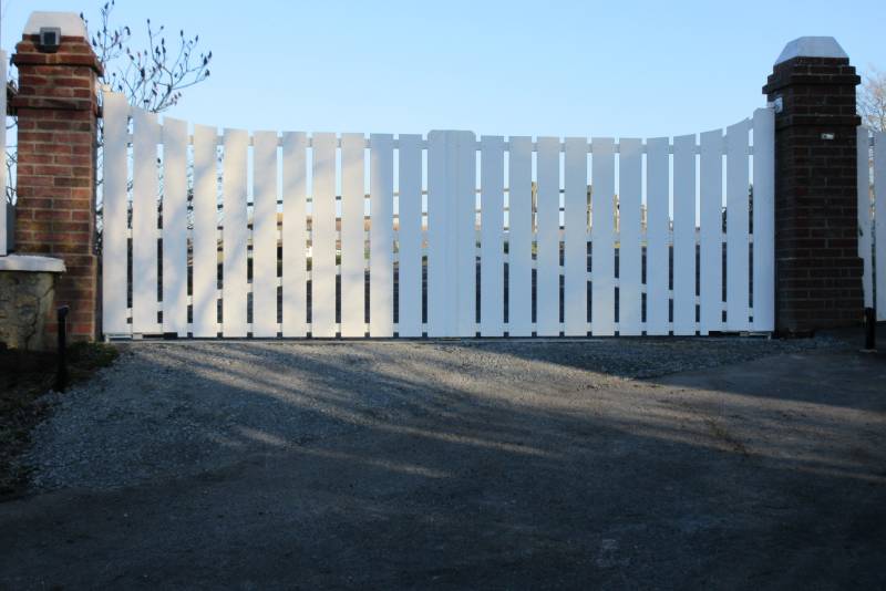 Pose portail PVC pour maison individuelle proche Bois Guillaume 76
